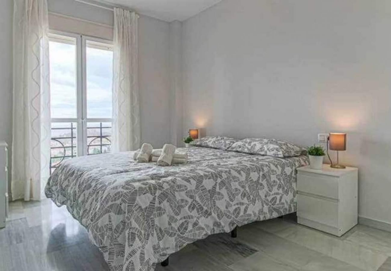 Apartamento en Benalmádena - Precioso piso para 5 con vista al mar 180 grados 