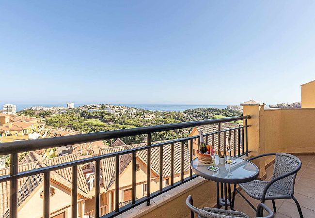 Apartamento en Benalmádena - Moderno piso para 5 con hermosas vistas 