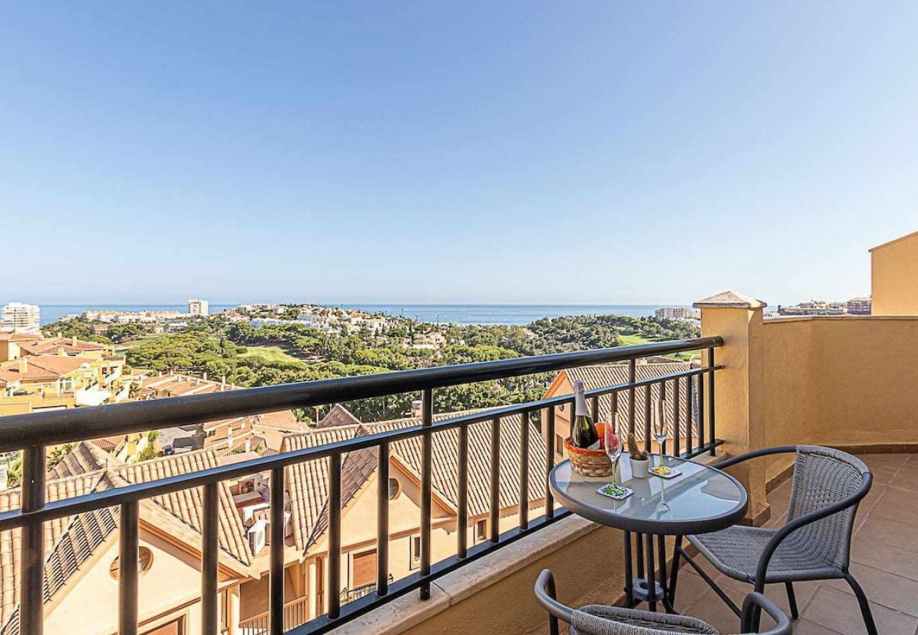 Apartamento en Benalmádena - Moderno piso para 5 con hermosas vistas 