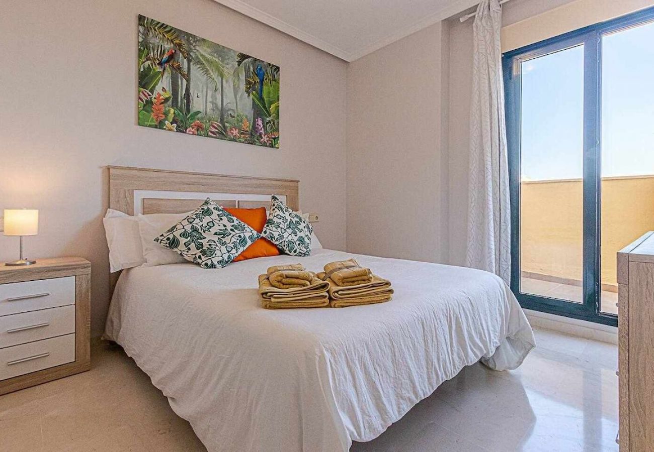 Apartamento en Benalmádena - Moderno piso para 5 con hermosas vistas 