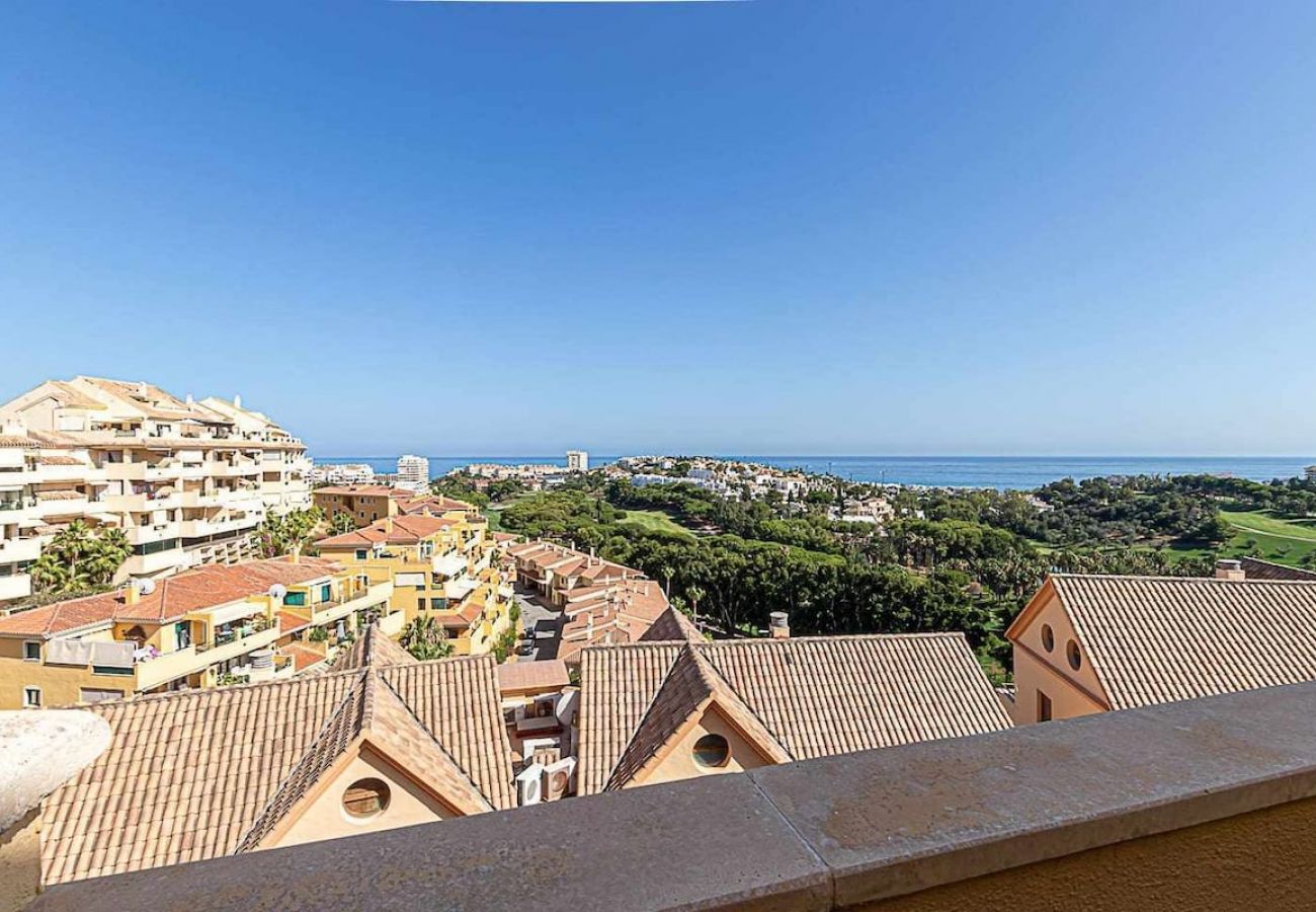 Apartamento en Benalmádena - Moderno piso para 5 con hermosas vistas 