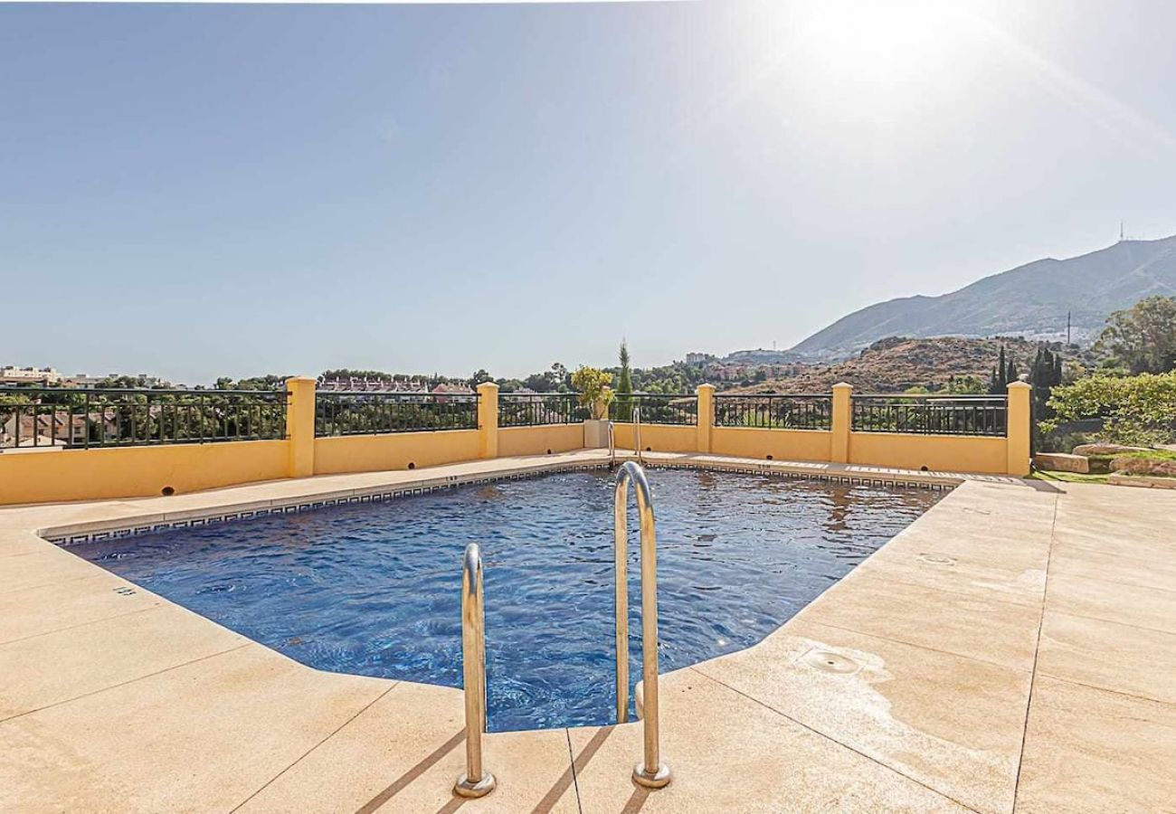 Apartamento en Benalmádena - Moderno piso para 5 con hermosas vistas 
