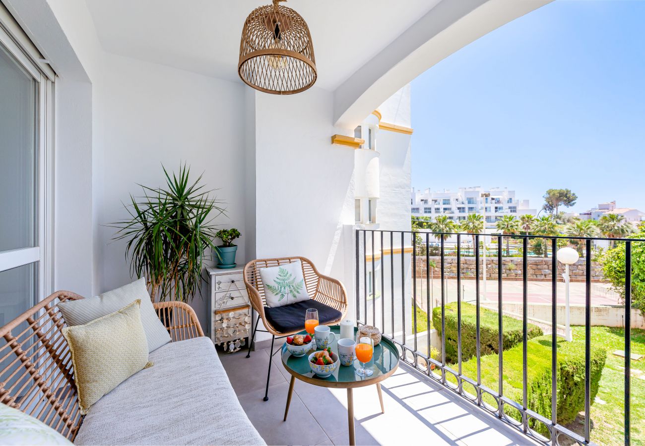 Apartamento en Benalmádena - Moderno piso para 4 cerca de la playa 