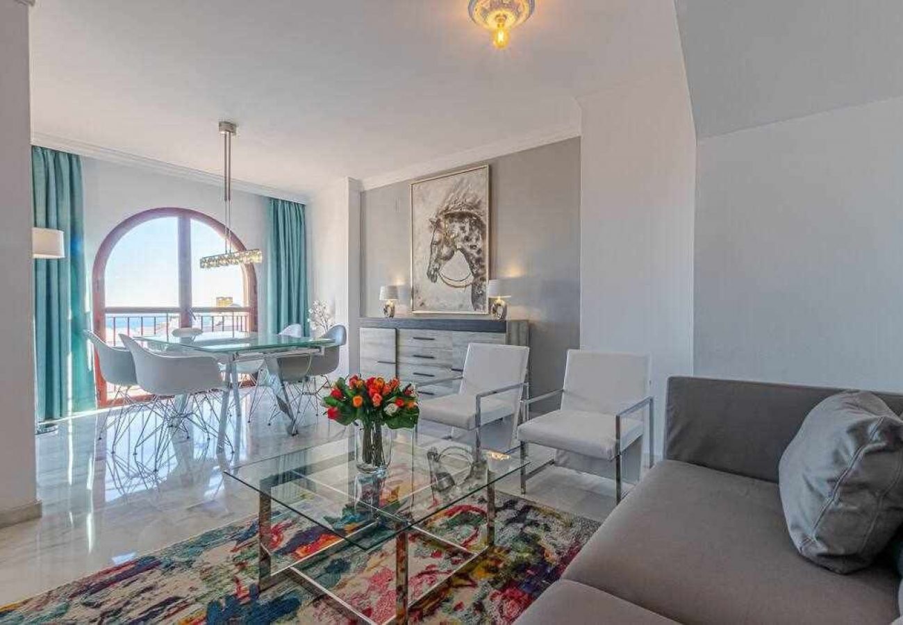 Apartamento en Benalmádena - Lujoso Atico duplex en el centro de Benalmadena. 