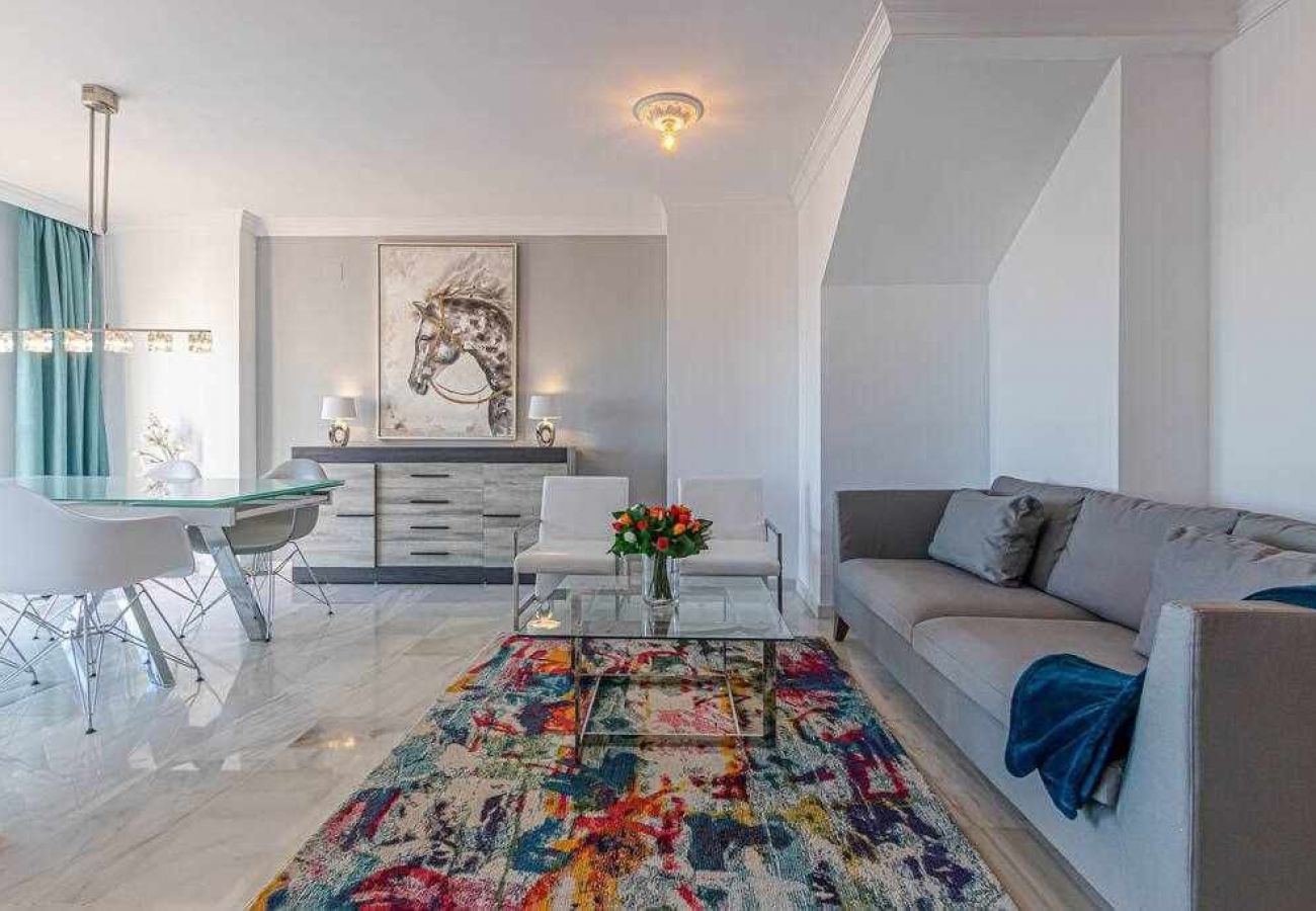 Apartamento en Benalmádena - Lujoso Atico duplex en el centro de Benalmadena. 