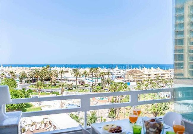 Apartamento en Benalmádena - Apartamento frente al mar y puerto Marina 