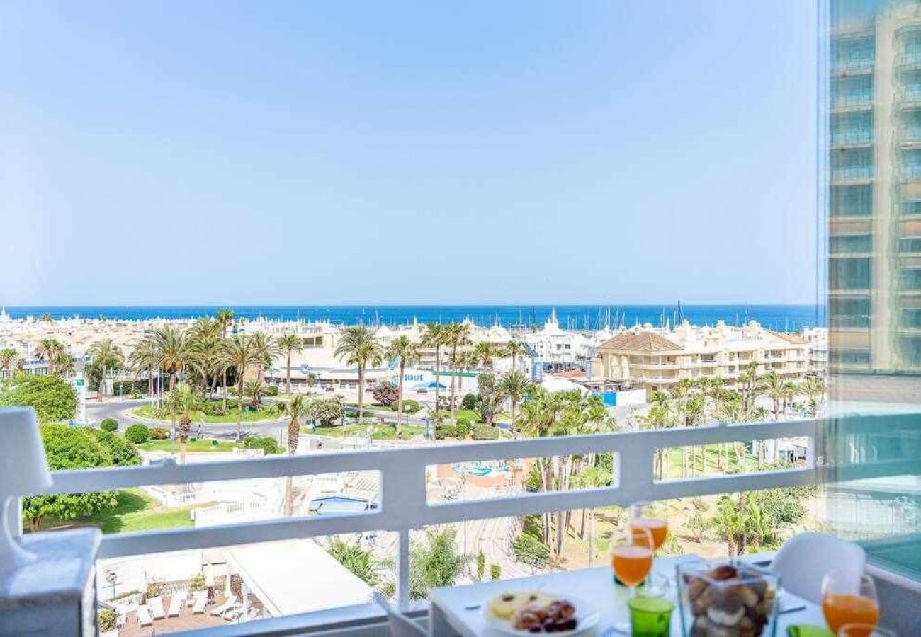 Apartamento en Benalmádena - Apartamento frente al mar y puerto Marina 