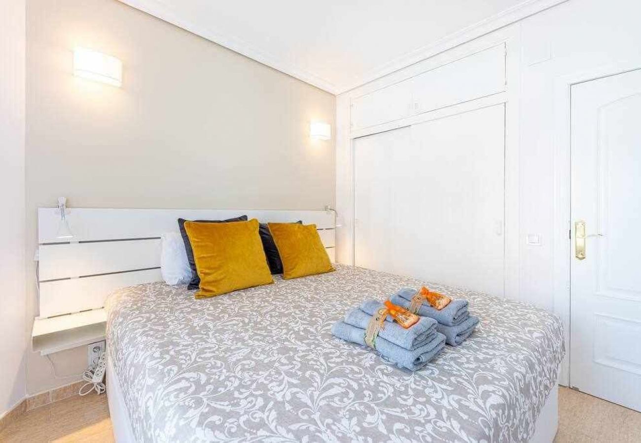 Apartamento en Benalmádena - Apartamento frente al mar y puerto Marina 