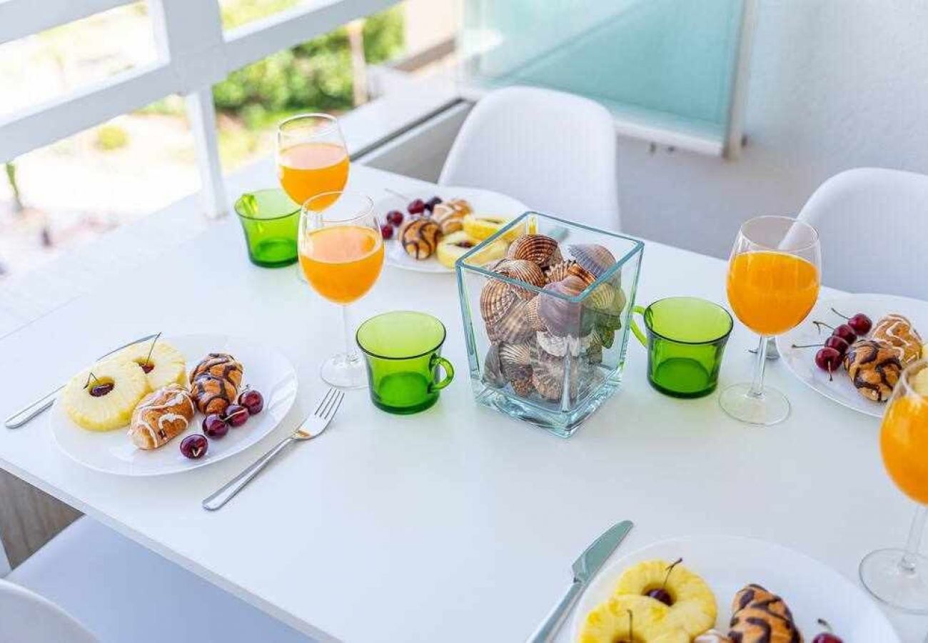 Apartamento en Benalmádena - Apartamento frente al mar y puerto Marina 