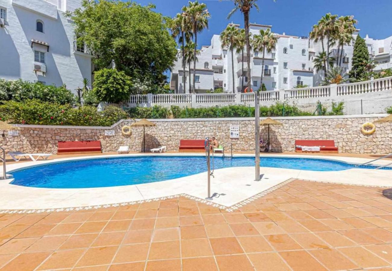 Apartamento en Benalmádena - Apartamento en Pueblo Quinta a 1 min de la Playa 