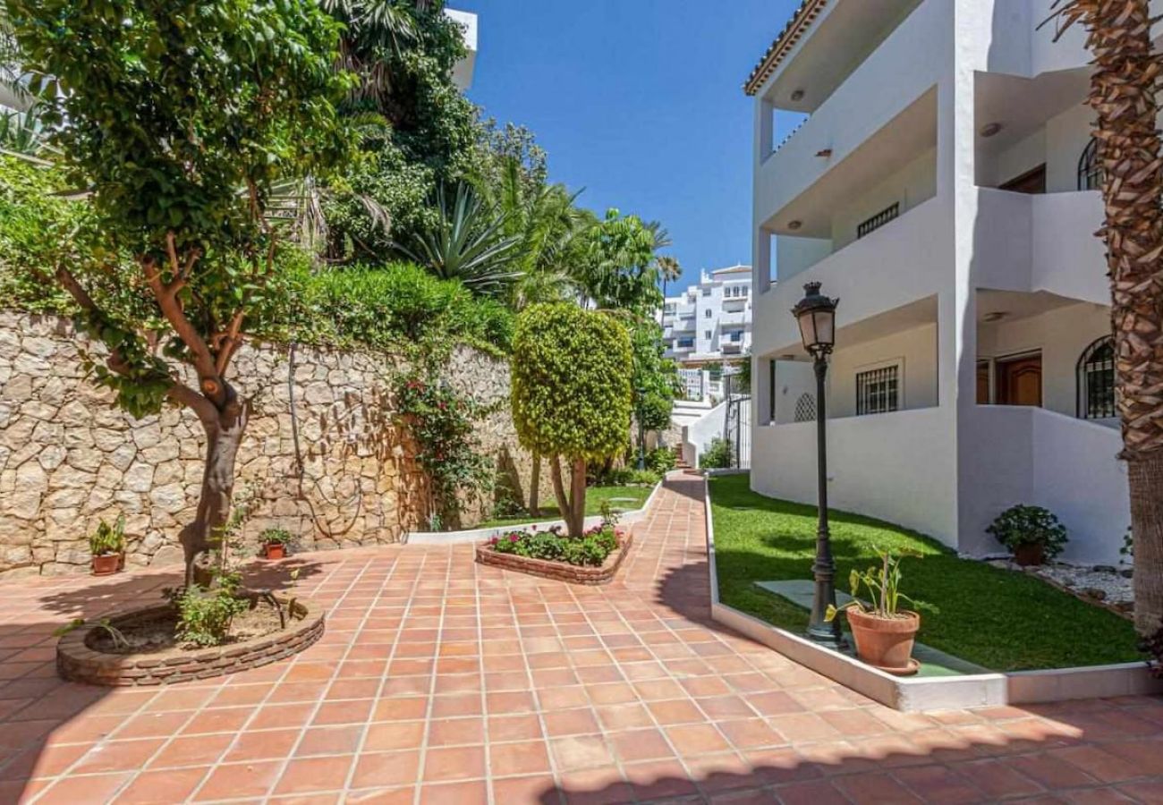 Apartamento en Benalmádena - Apartamento en Pueblo Quinta a 1 min de la Playa 