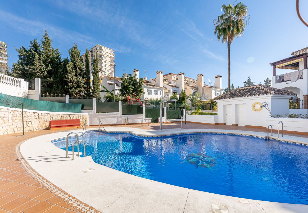 Apartamento en Benalmádena - Apartamento en Pueblo Quinta a 1 min de la Playa 