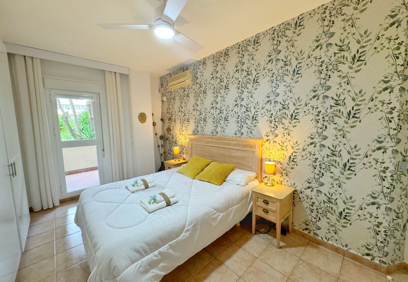 Apartamento en Benalmádena - Precioso piso con vistas al jardin en Benalbeach 