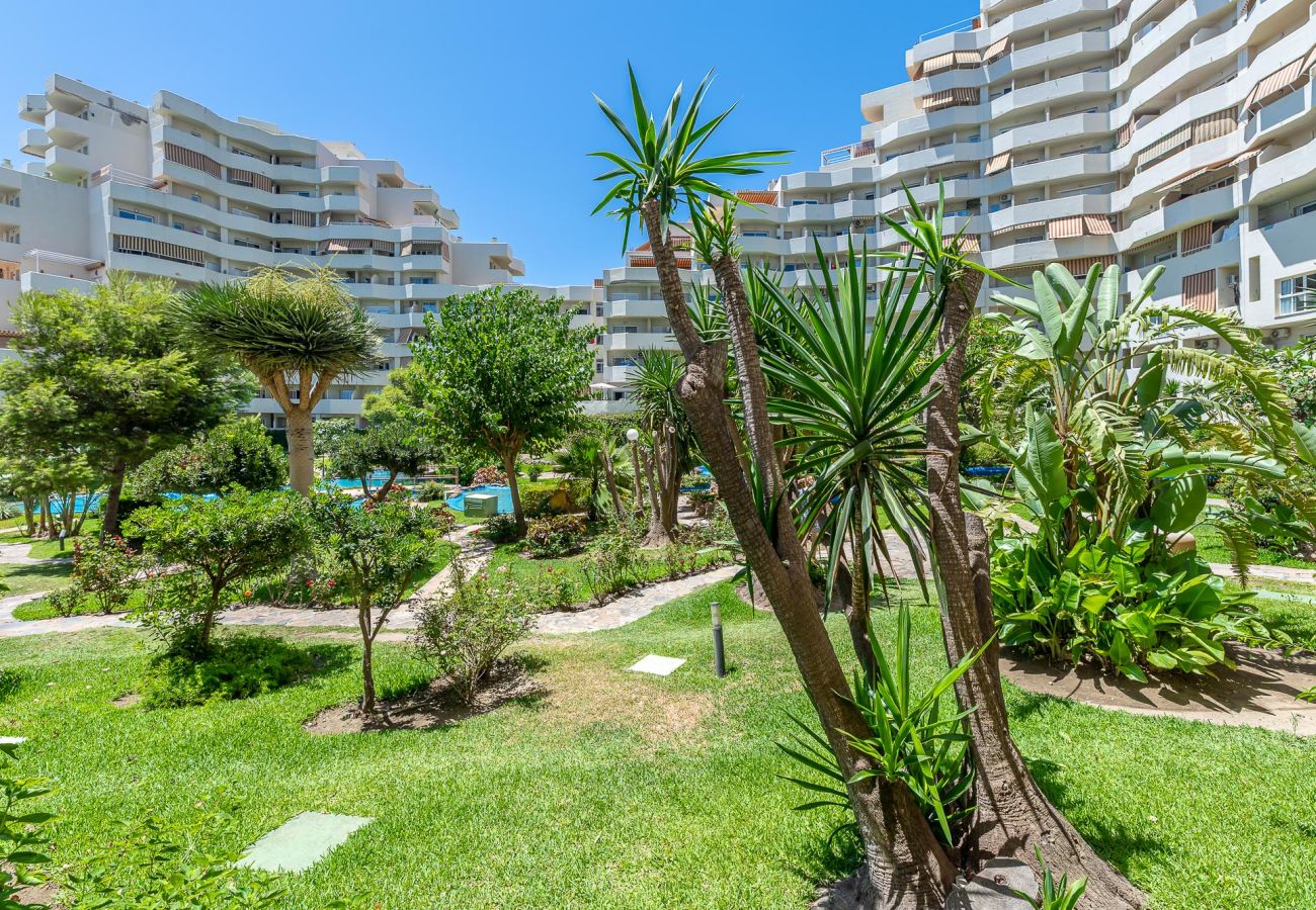 Apartamento en Benalmádena - Precioso piso con vistas al jardin en Benalbeach 