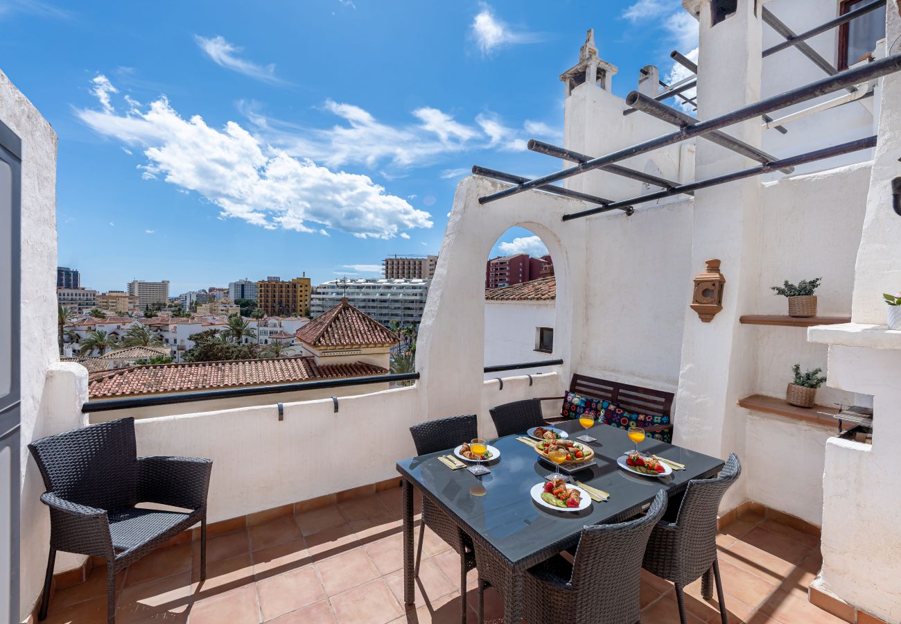 Apartamento en Benalmádena - Pueblo Evita- Apartamento andaluz con terraza. 