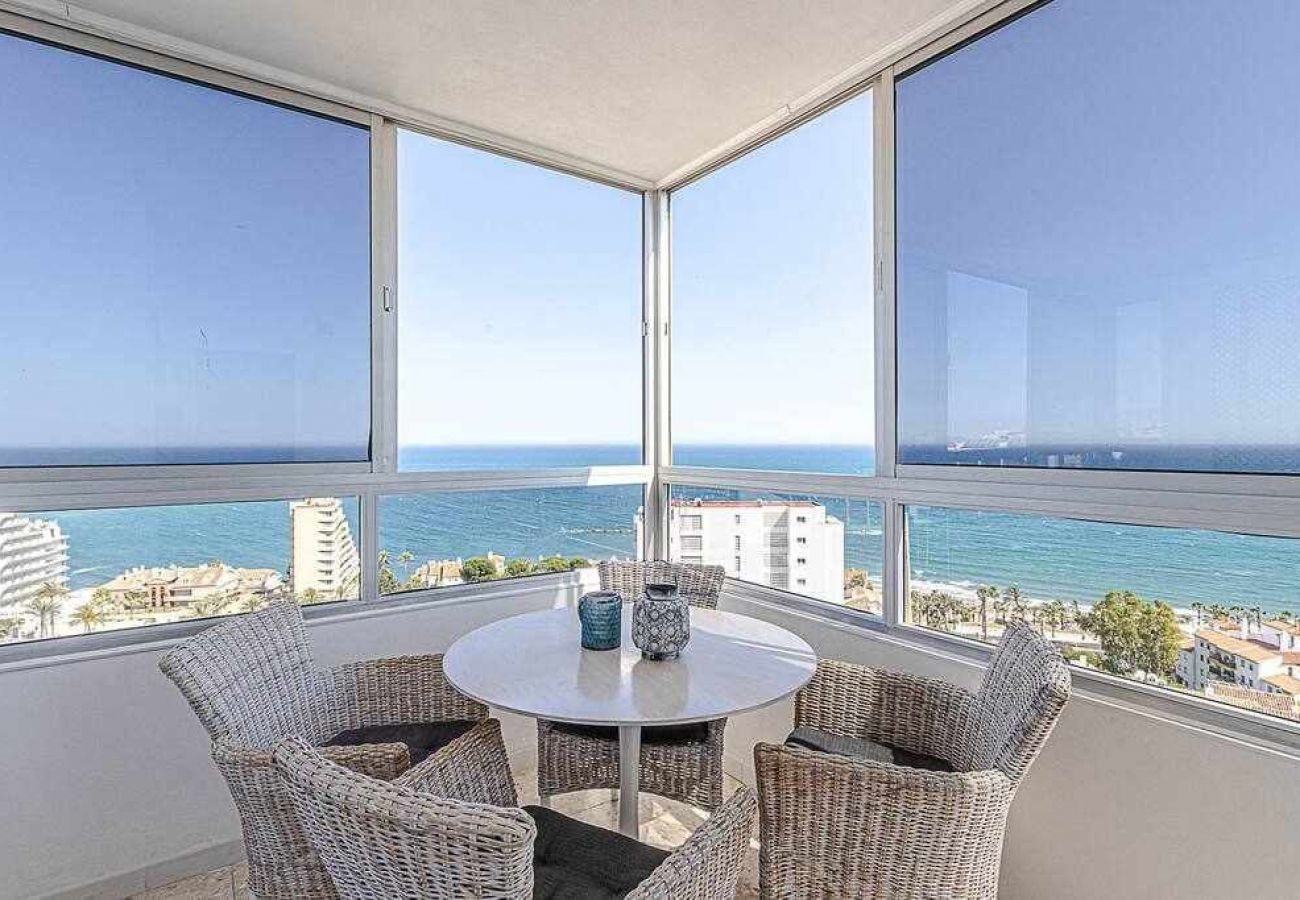 Apartamento en Benalmádena - Apartamento con vistas al mar + Parking. 