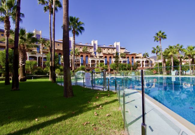 Apartamento en Benalmádena - BELLAGIO- Elegante piso para 6 a 1 min de la playa