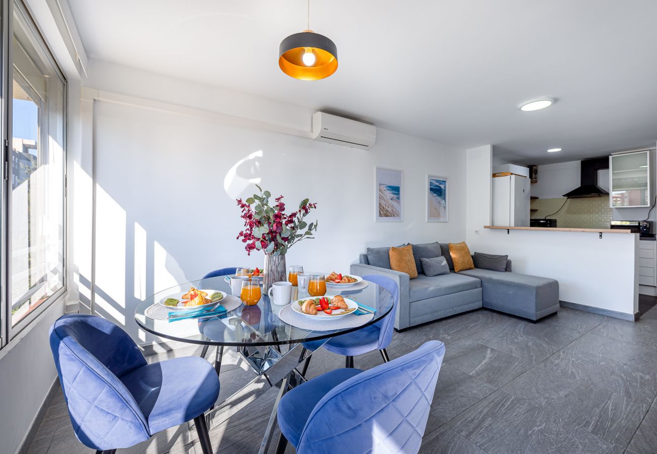 Apartamento en Benalmádena - Acogedor apartamento para 3 con piscina 