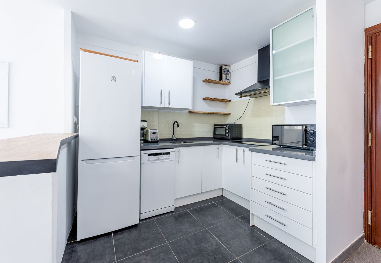Apartamento en Benalmádena - Acogedor apartamento para 3 con piscina 