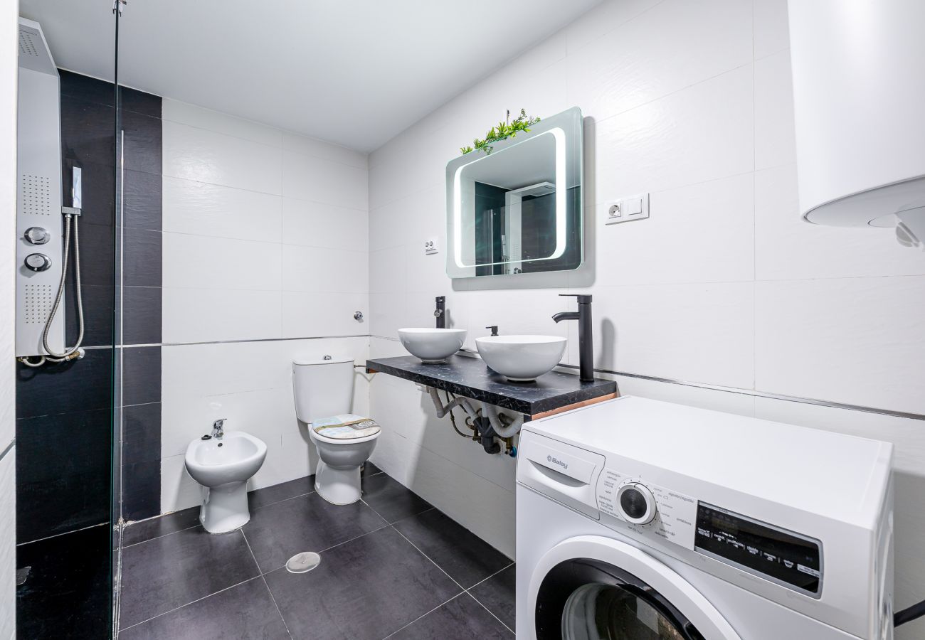 Apartamento en Benalmádena - Acogedor apartamento para 3 con piscina 