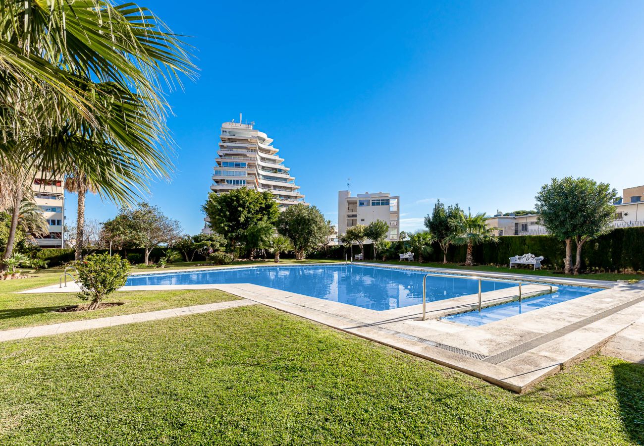 Apartamento en Benalmádena - Acogedor apartamento para 4 con piscina 