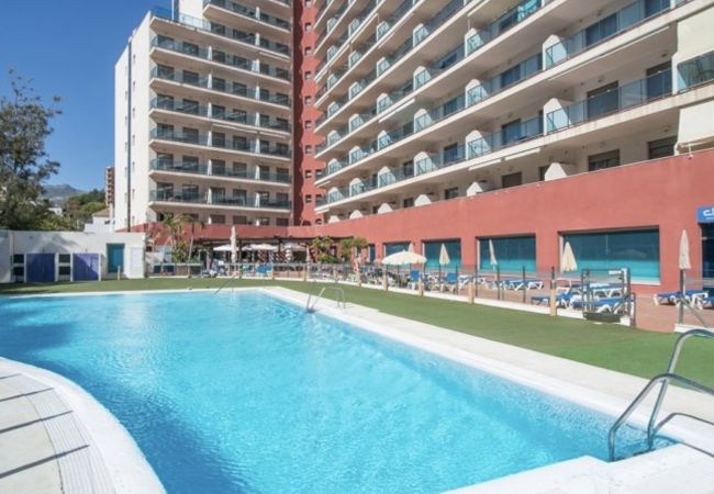 Apartamento en Benalmádena - Moderno apartamento con terraza cerca del mar