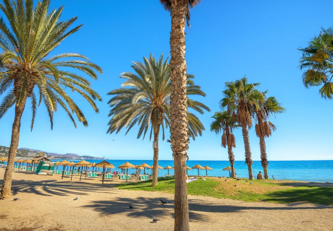 Apartamento en Torremolinos - Piso en la carihuela a 1 min de la playa 