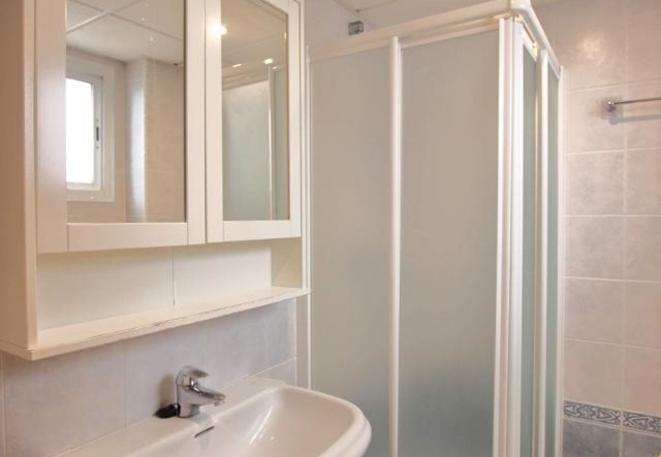 Apartamento en Torremolinos - Piso en la carihuela a 1 min de la playa 