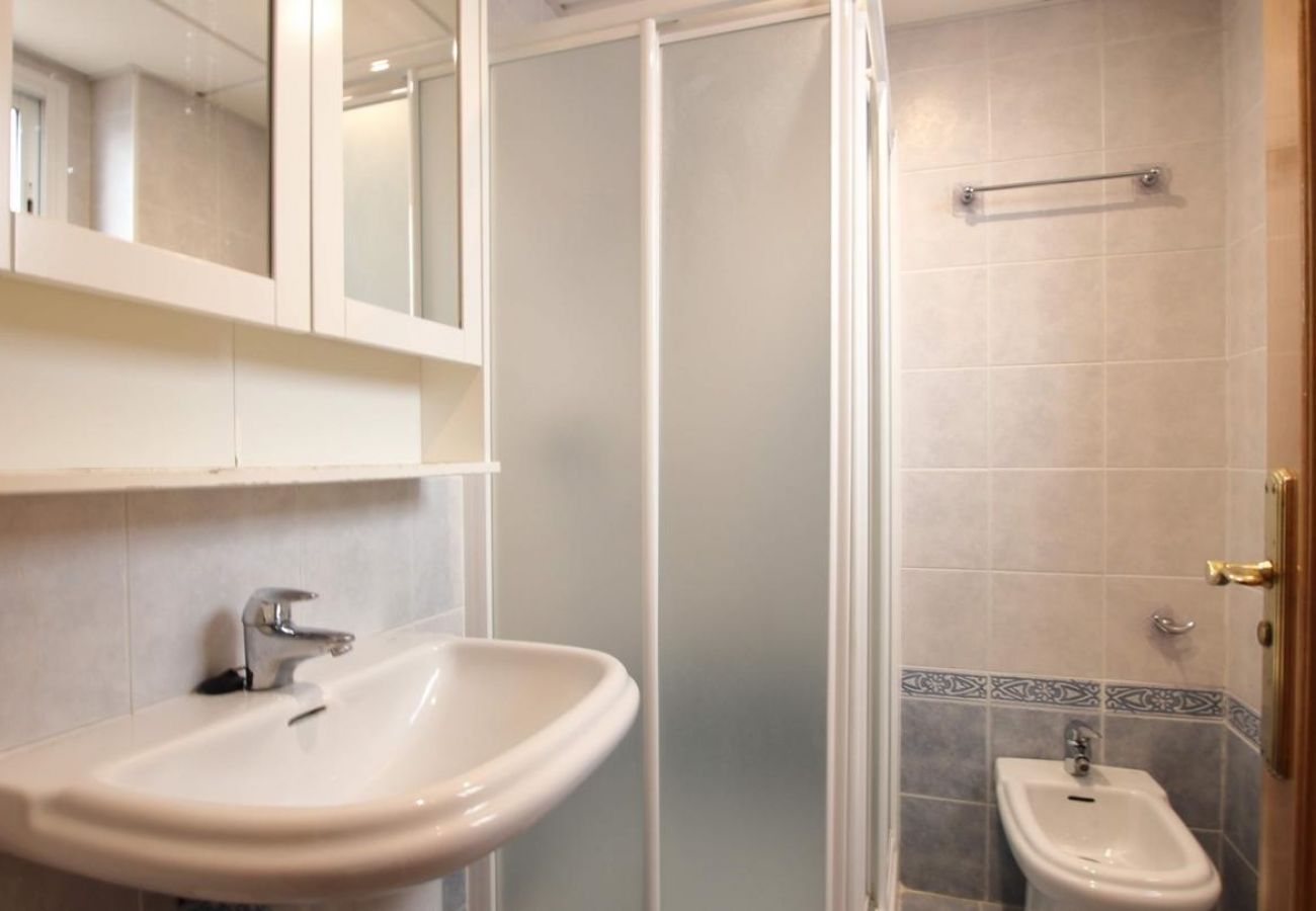 Apartamento en Torremolinos - Piso en la carihuela a 1 min de la playa 
