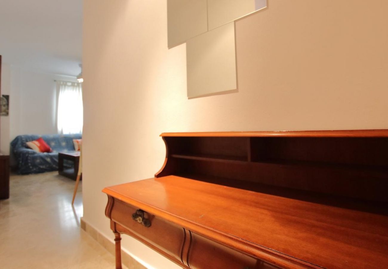 Apartamento en Torremolinos - Piso en la carihuela a 1 min de la playa 