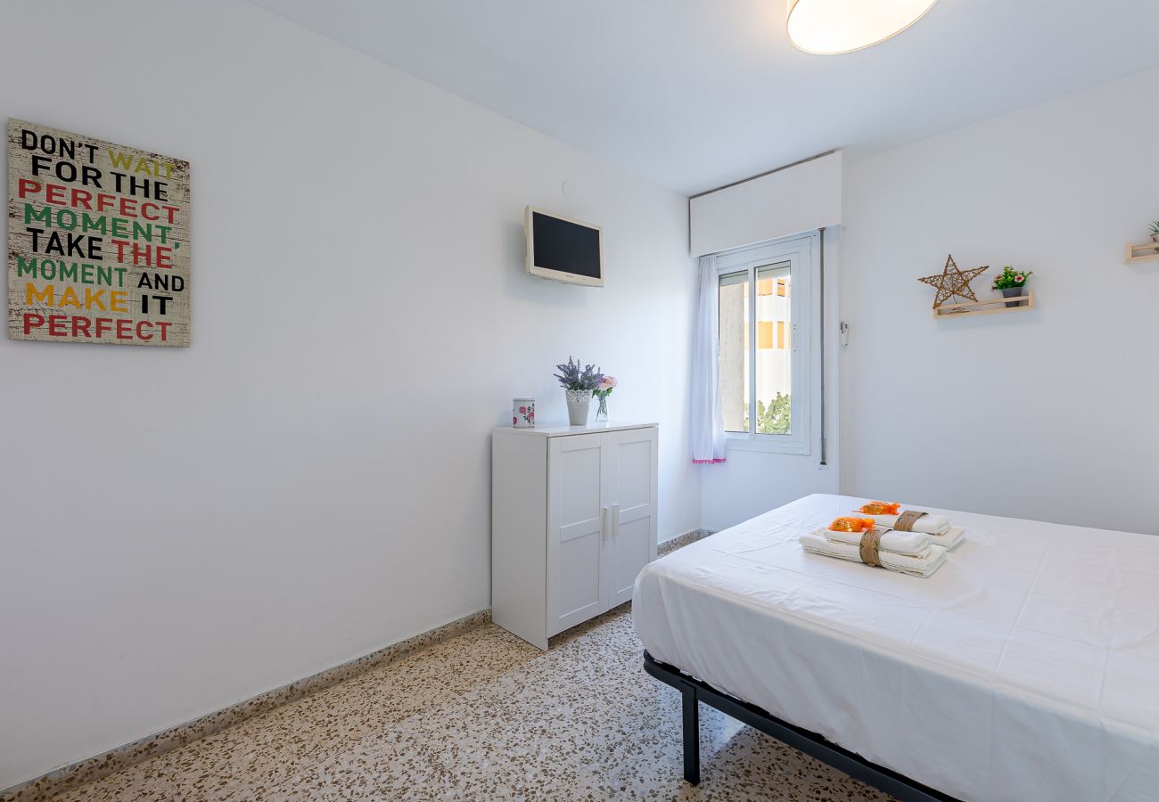 Apartamento en Benalmádena - Comodo apartamento para 4 en Hercules 