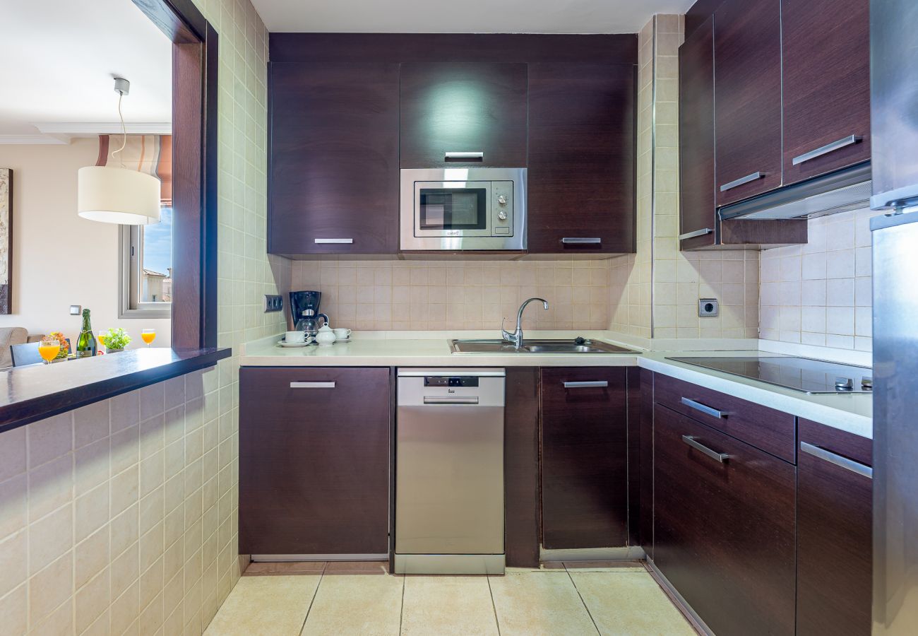 Apartamento en Benalmádena - Moderno apartamento a 2 min de la playa con vistas
