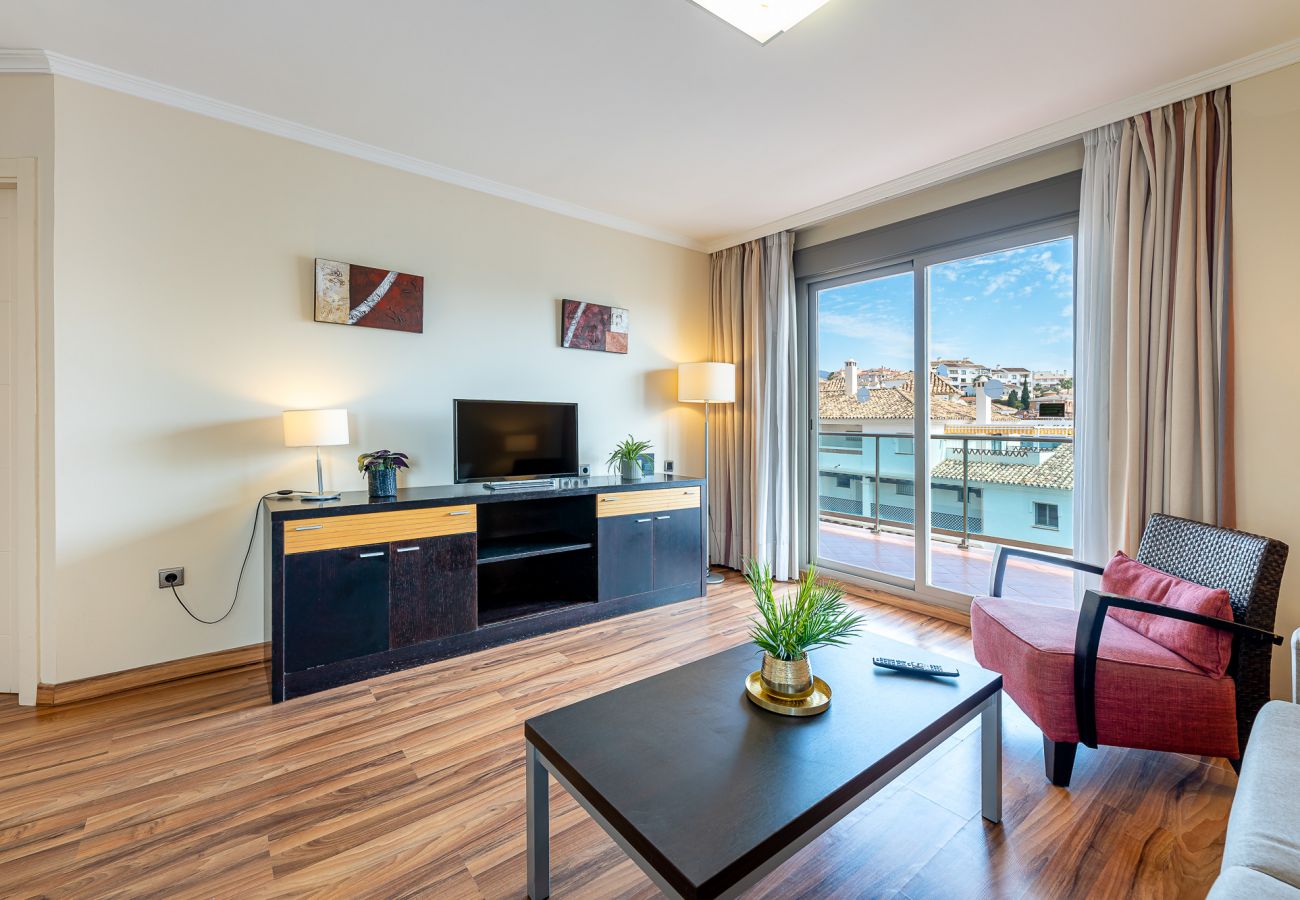 Apartamento en Benalmádena - Moderno apartamento a 2 min de la playa con vistas