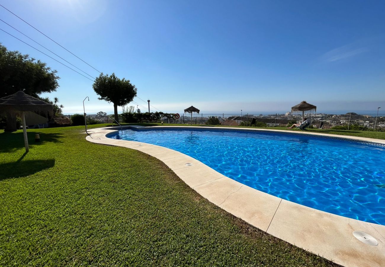 Apartamento en Benalmádena - Espectacular piso para 6 con vistas al mar 
