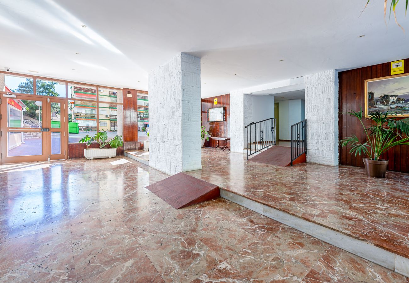 Apartamento en Benalmádena - Acogedor apartamento en Naciones con hermosa vista 