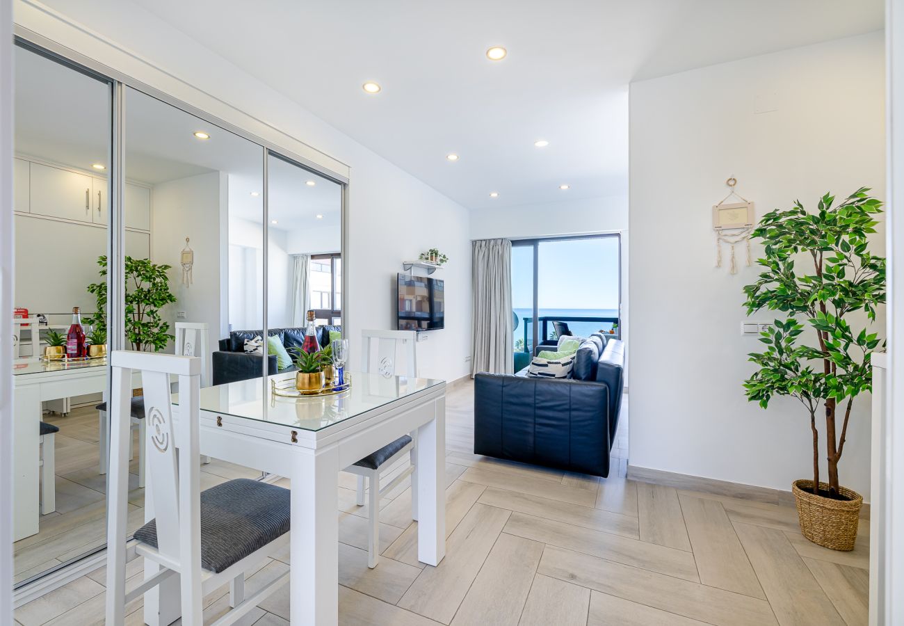 Estudio en Benalmádena - Renovado Apartamento con hermosas vistas en aloha 