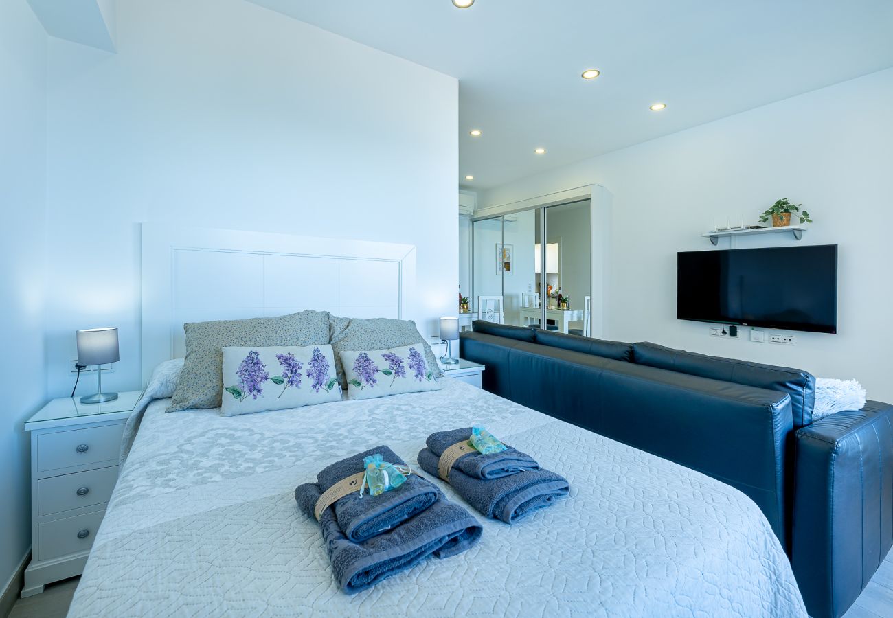 Estudio en Benalmádena - Renovado Apartamento con hermosas vistas en aloha 