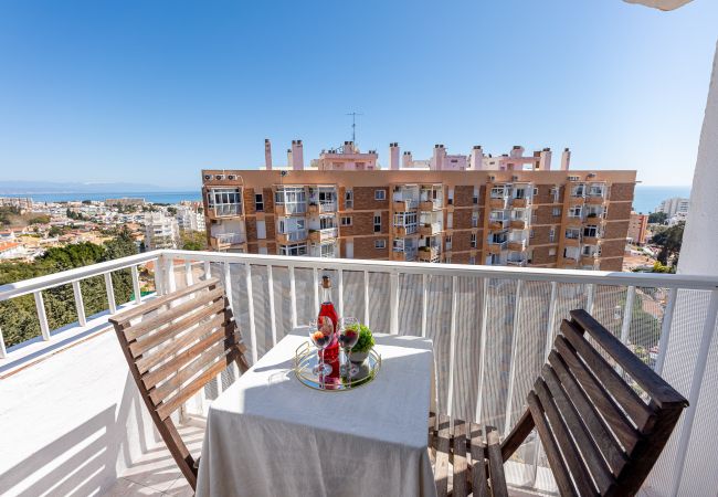 Apartamento en Benalmádena - Atico con vistas en piscis 