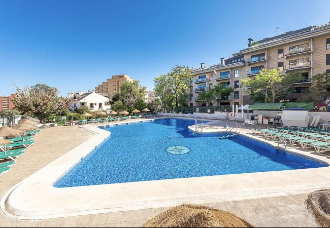 Apartamento en Benalmádena - Atico con vistas en piscis 