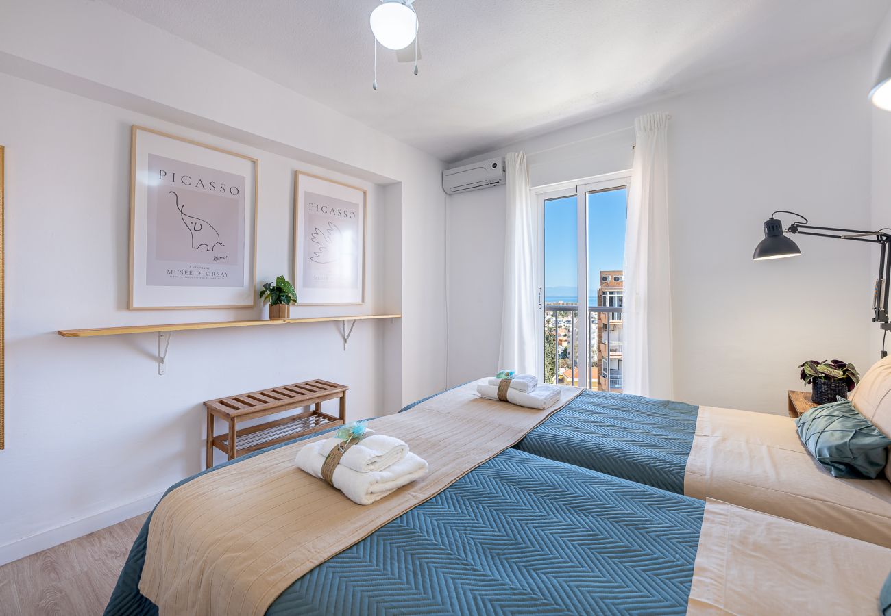 Apartamento en Benalmádena - Atico con vistas en piscis 