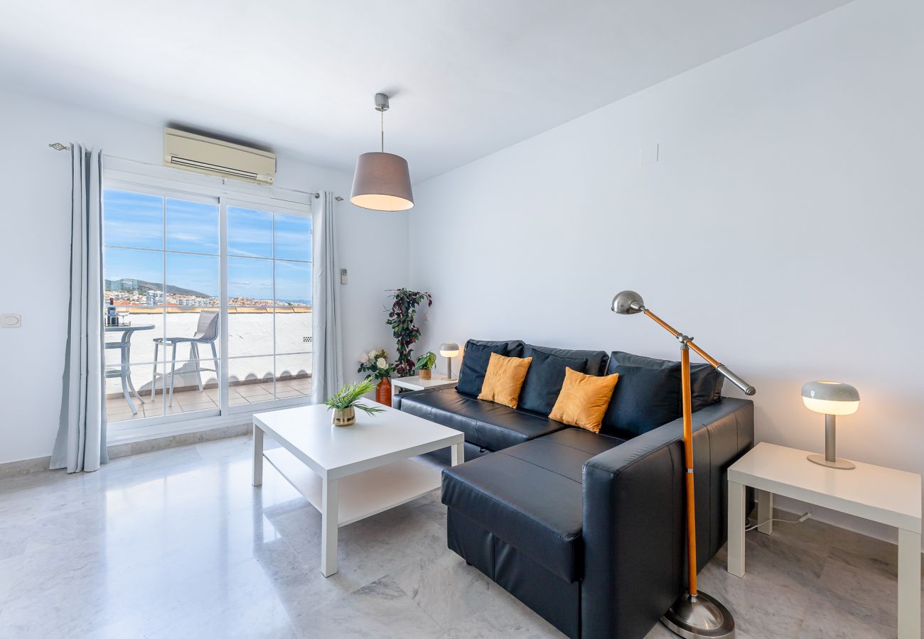 Apartamento en Benalmádena - Espectacular atico con terraza y vistas panoramicas 