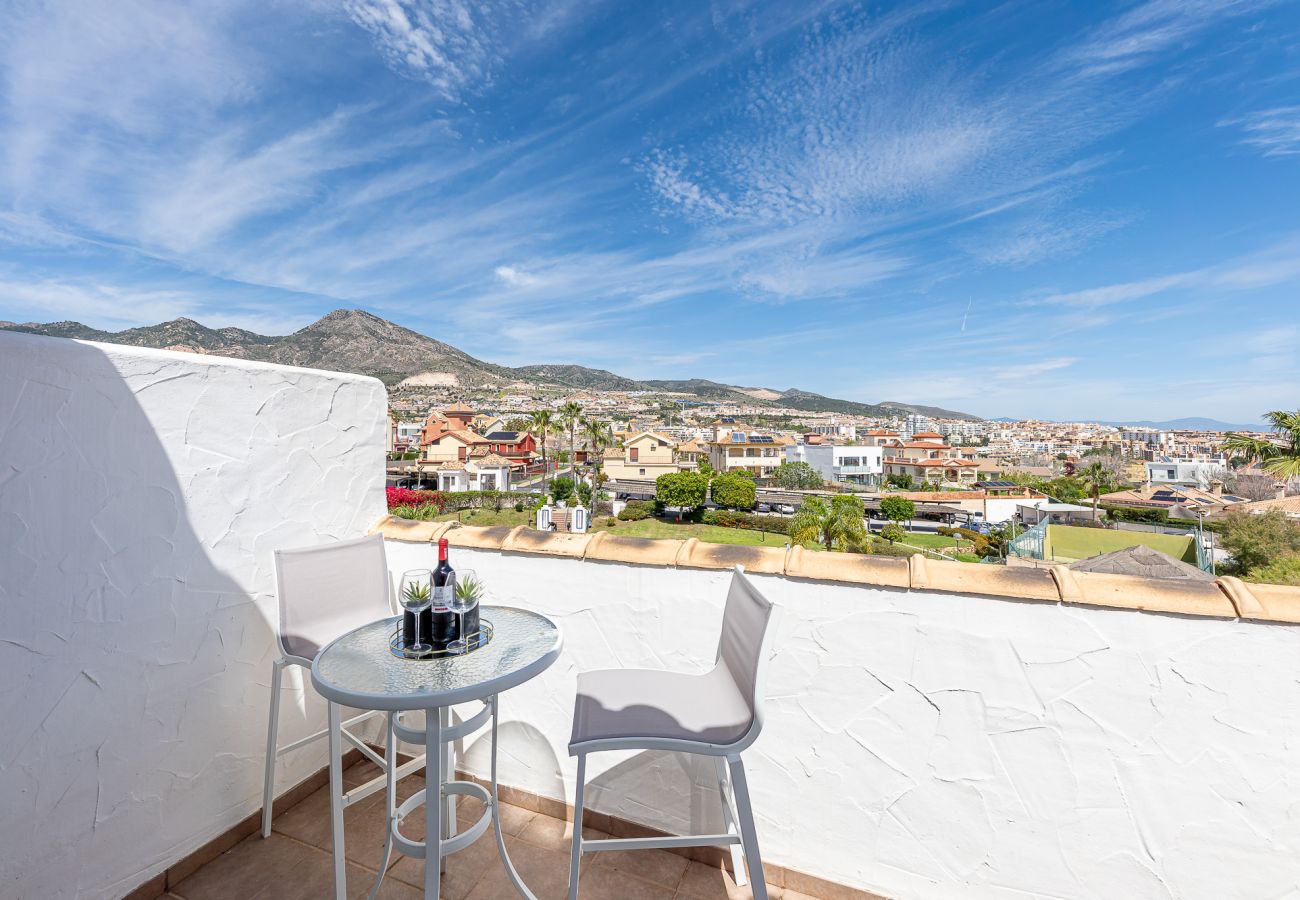 Apartamento en Benalmádena - Espectacular atico con terraza y vistas panoramicas 