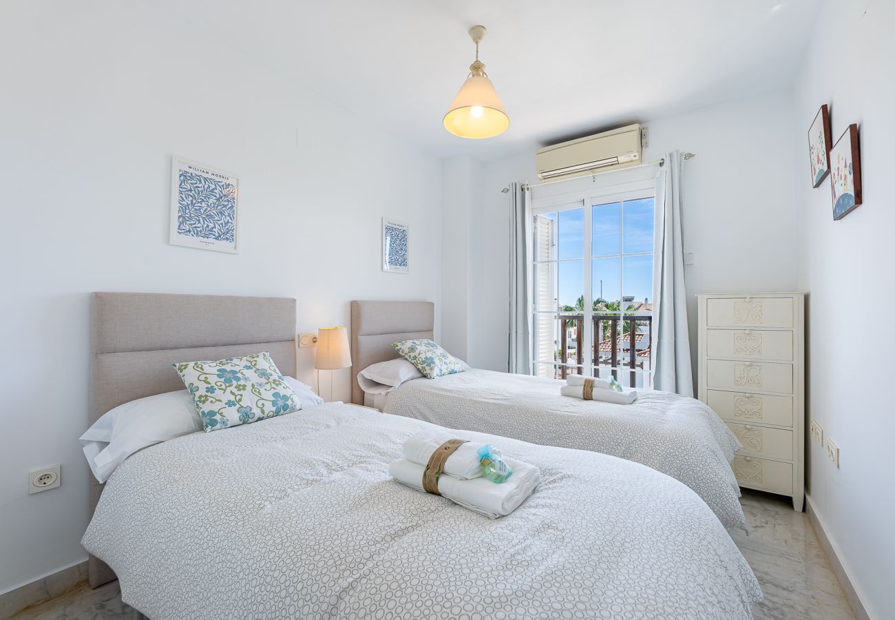 Apartamento en Benalmádena - Espectacular atico con terraza y vistas panoramicas 