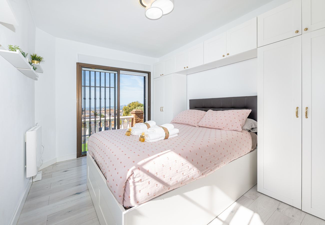 Villa en Fuengirola - Estilosa Villa en Benalmadena para 8 