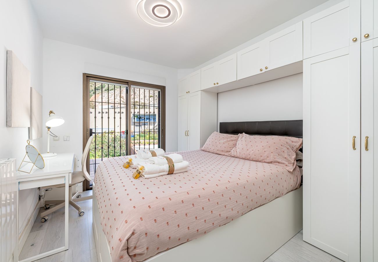 Villa en Fuengirola - Estilosa Villa en Benalmadena para 8 