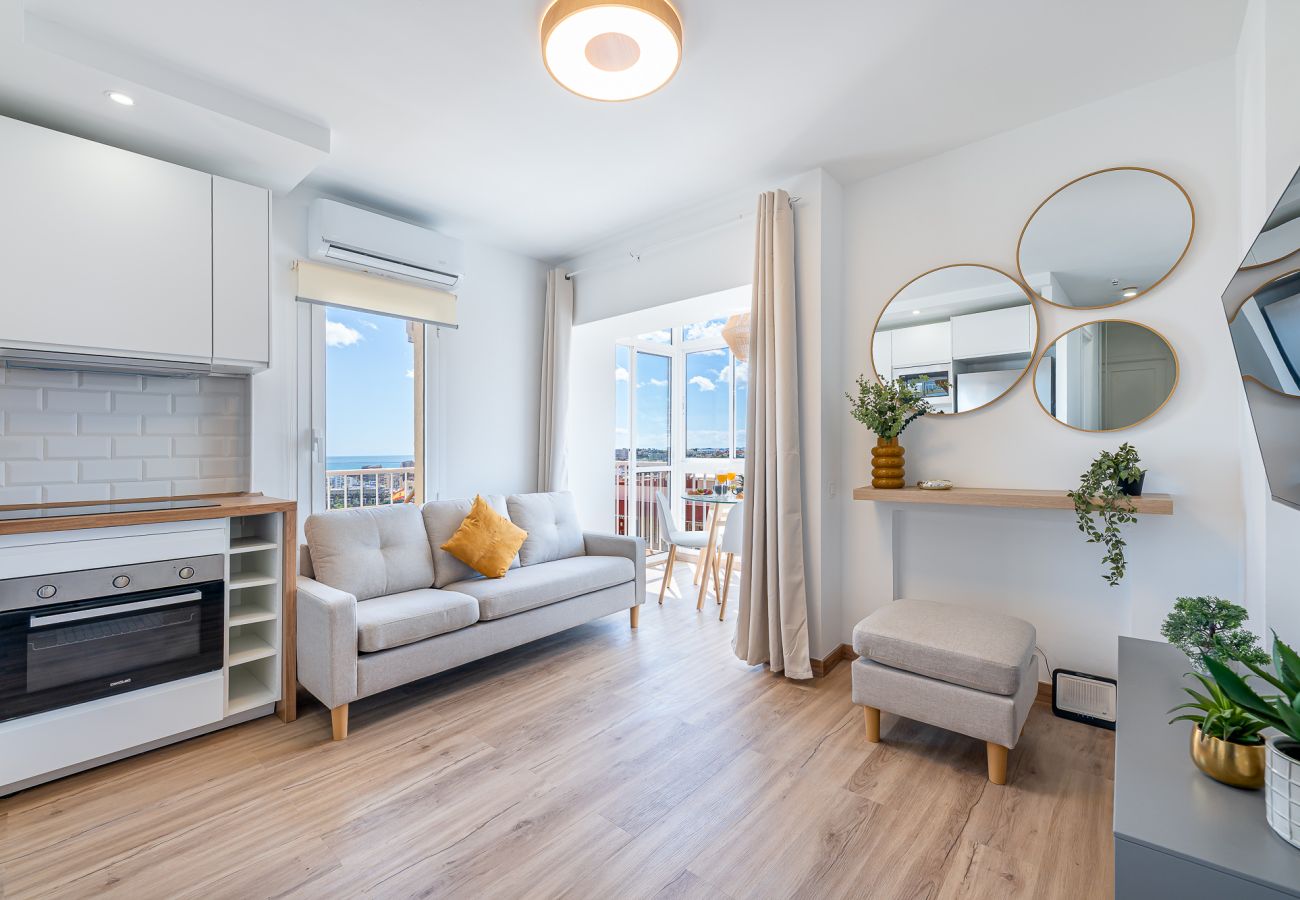 Apartamento en Benalmádena -  Renovado piso con hermosas vistas en Iris