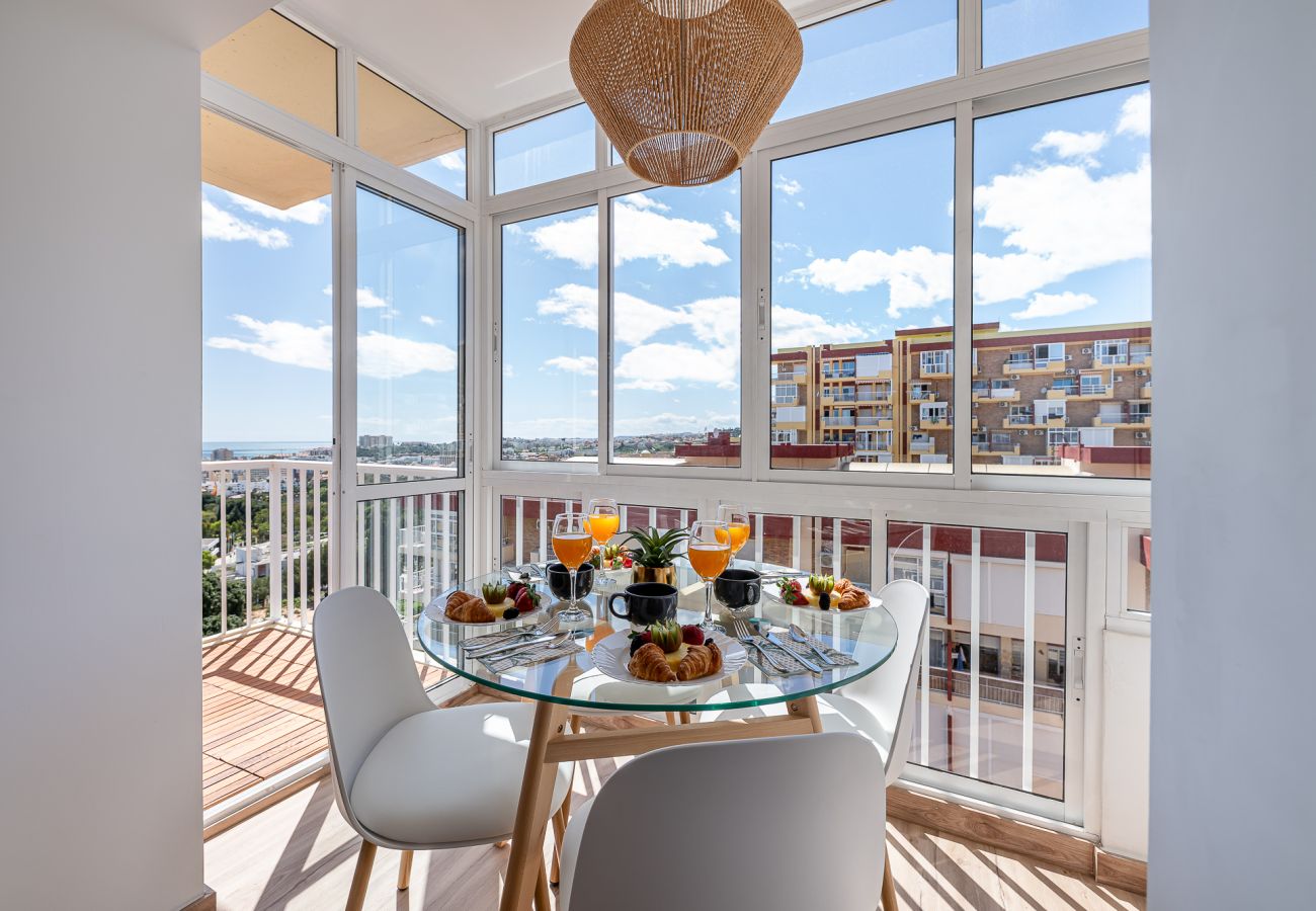 Apartamento en Benalmádena -  Renovado piso con hermosas vistas en Iris