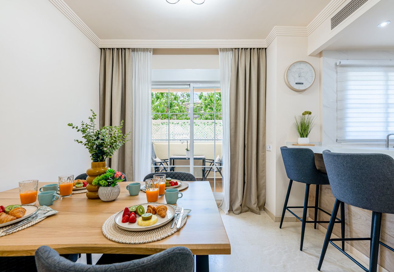 Apartamento en Benalmádena - Piso en Arenal Golf con vistas a la piscina