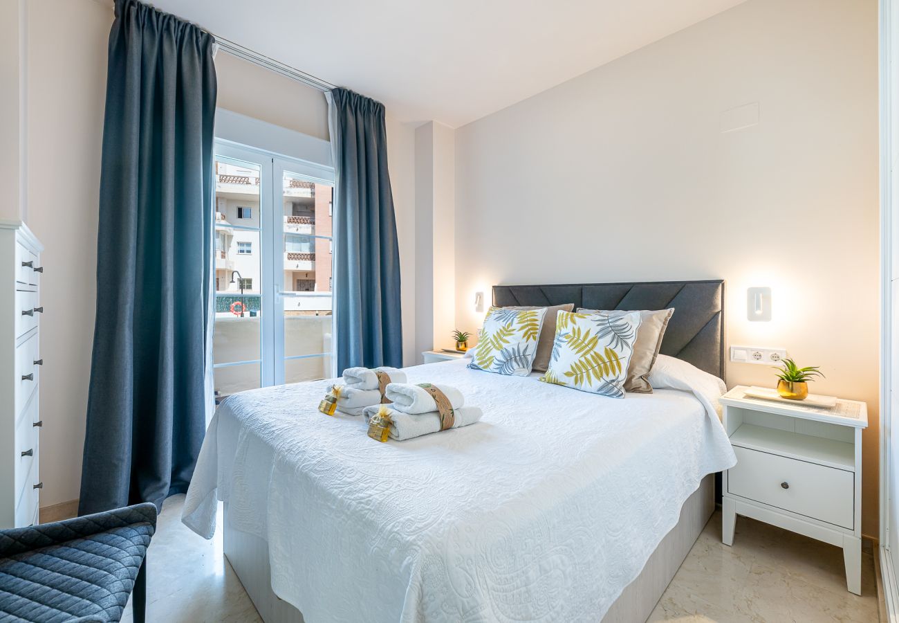 Apartamento en Benalmádena - Piso en Arenal Golf con vistas a la piscina