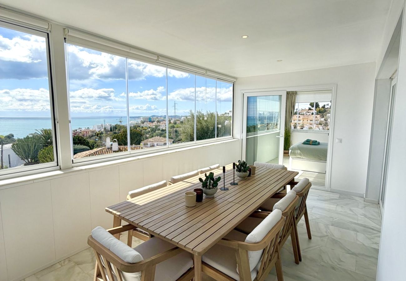 Chalet en Benalmádena - Chalet con piscina jacuzzi y hermosas vistas 